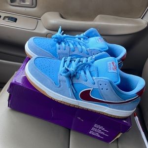 Philadelphia dunks